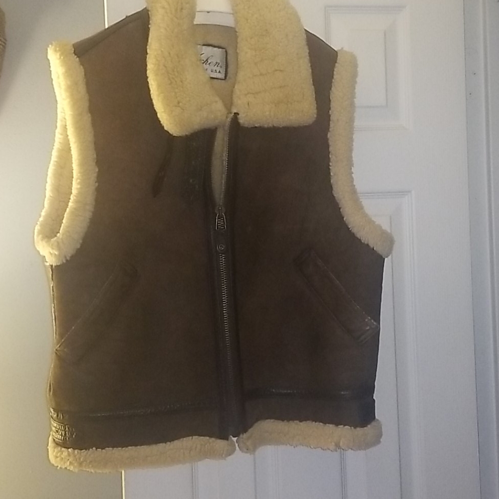 Authentic Men's Sheeps Skin Shearling Vest